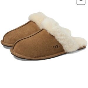UGG Scuffette II Water-Resistant Slipper Size 6